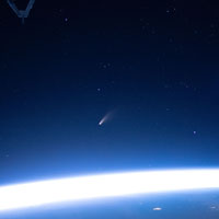 NASA comet picture
